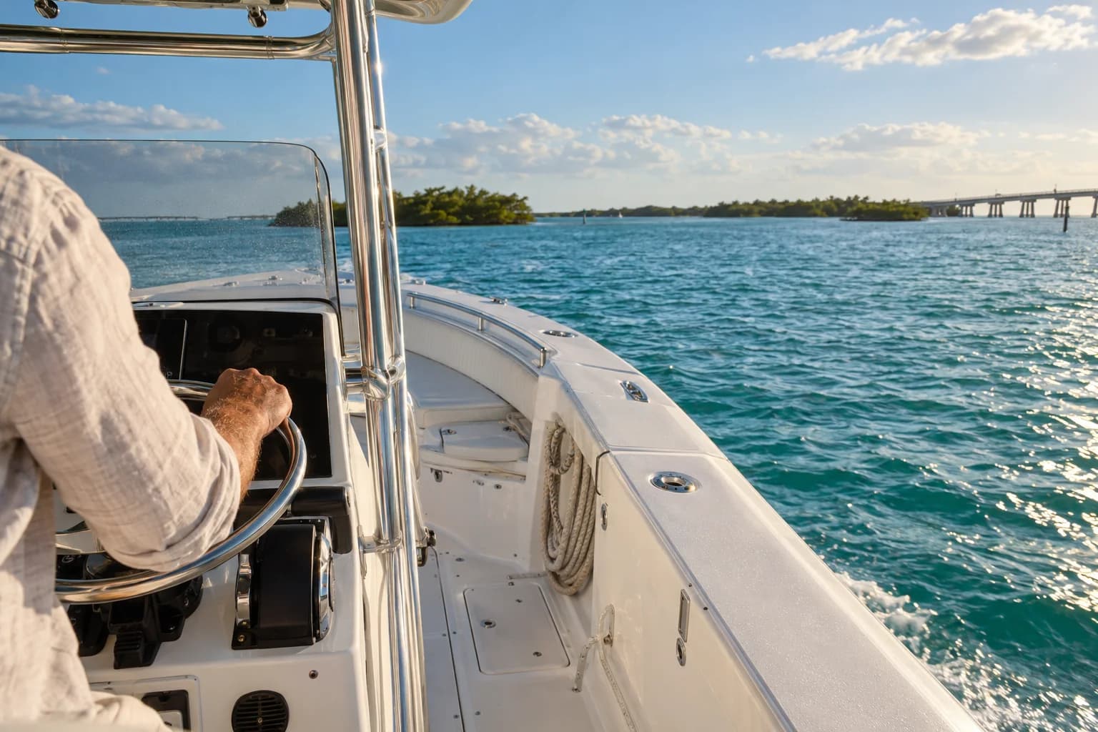 Turquoise water and islands in a Florida Keys setting